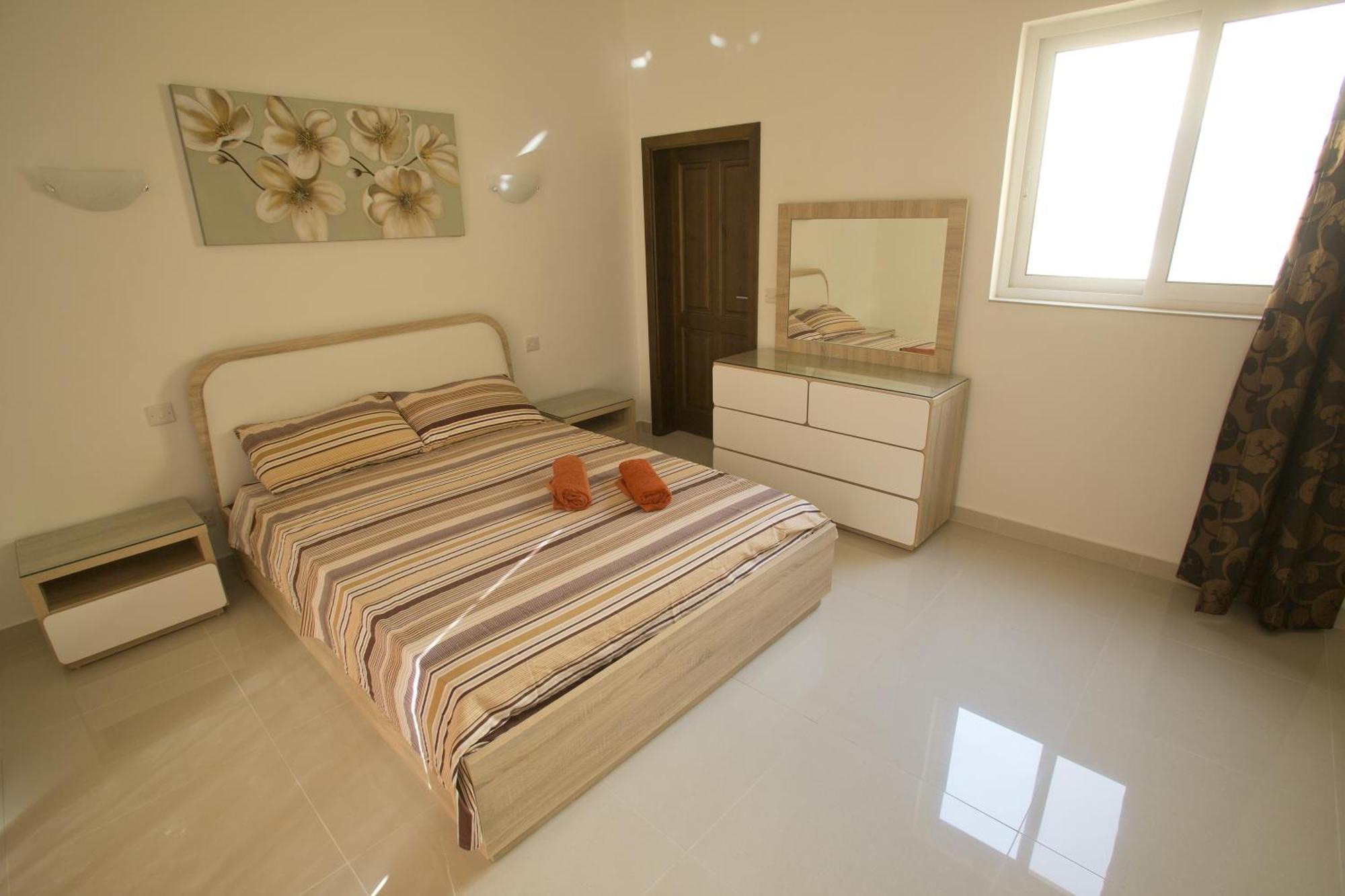 Dolphin Court Daire Marsalforn Oda fotoğraf
