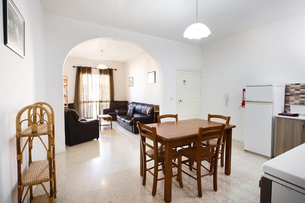 Dolphin Court Daire Marsalforn Dış mekan fotoğraf