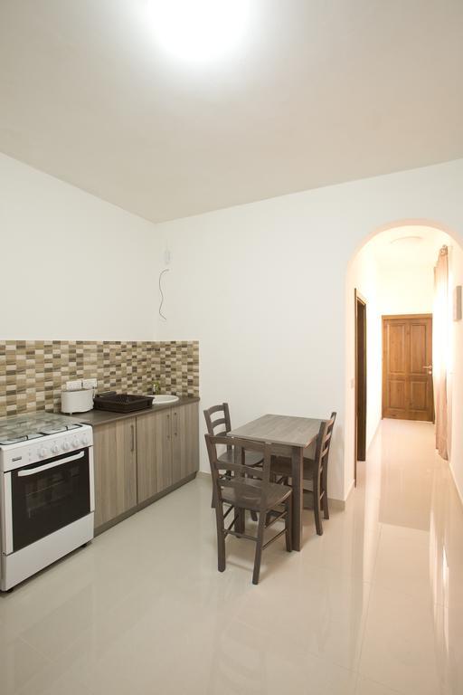 Dolphin Court Daire Marsalforn Dış mekan fotoğraf