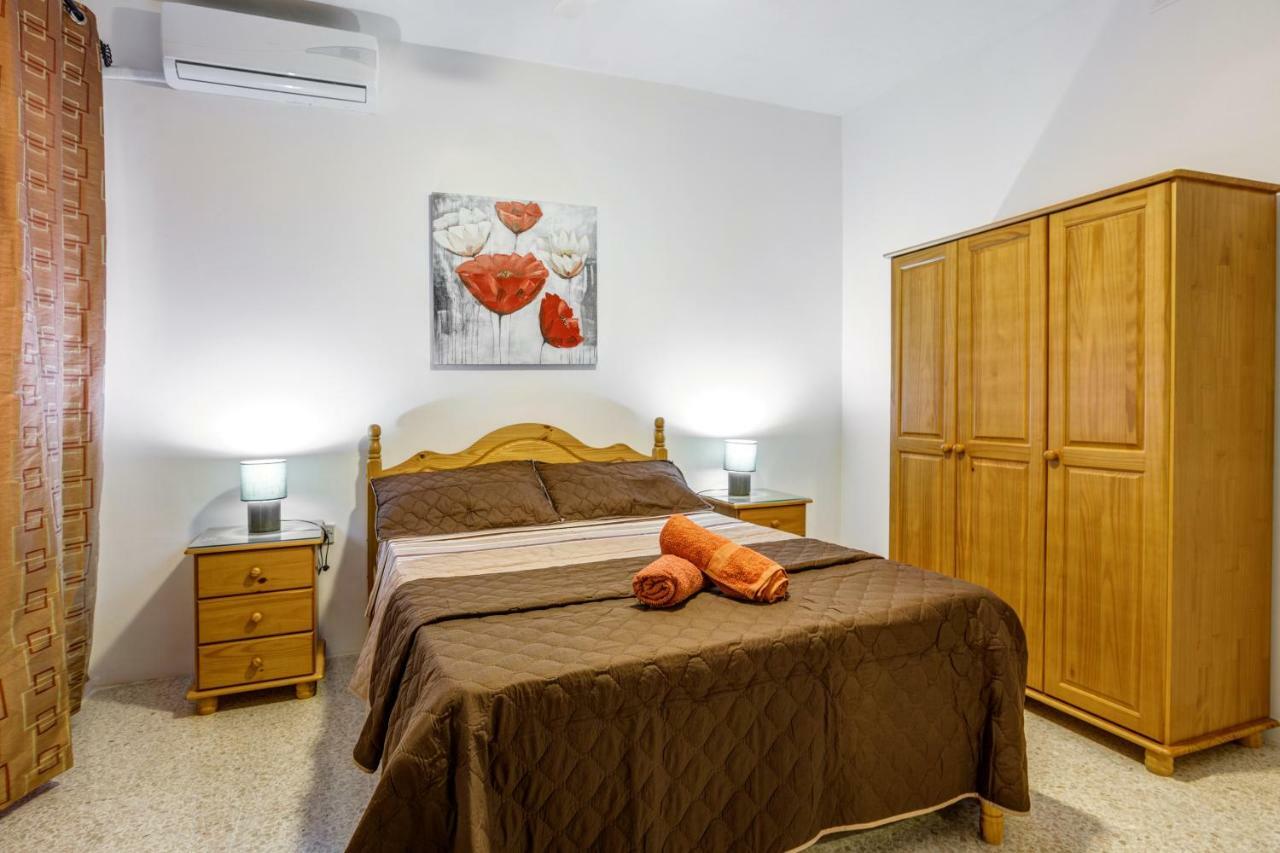 Dolphin Court Daire Marsalforn Dış mekan fotoğraf