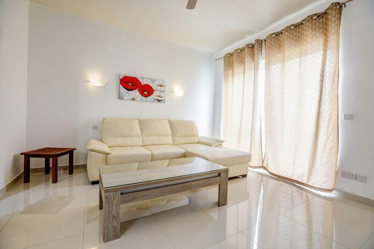 Dolphin Court Daire Marsalforn Dış mekan fotoğraf